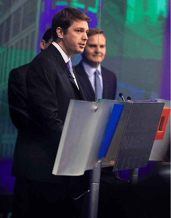 Andrew Mason, the founder of Groupon Amazon Invites Hundreds of US Entrepreneurs to Start Delivery Business