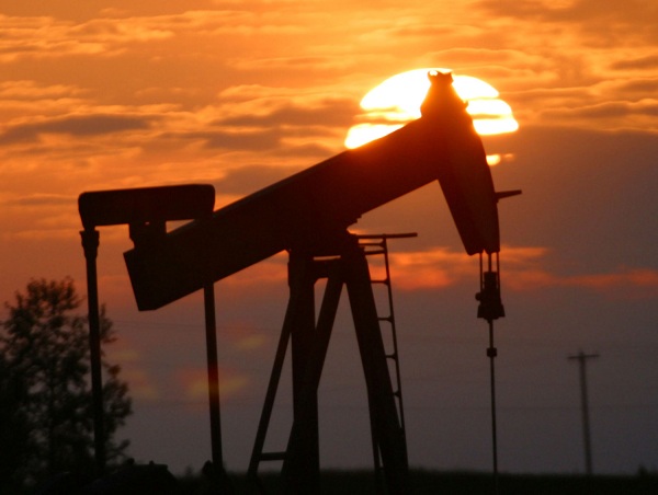 Crude Oil Prices Google vs Australia Bing Search Engine Screenshot