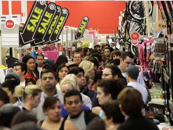 Thanksging shopping frenzy Thanksging Shopping Frenzy