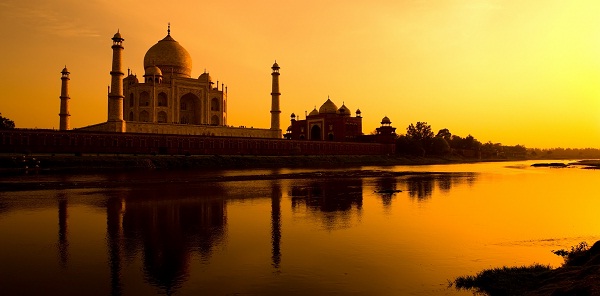 Taj Mahal - UNESCO World Heritage Site Vacheron Constantin