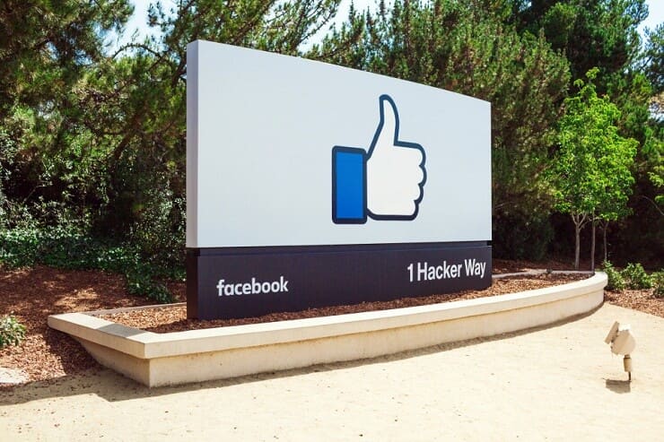 Facebook acquires