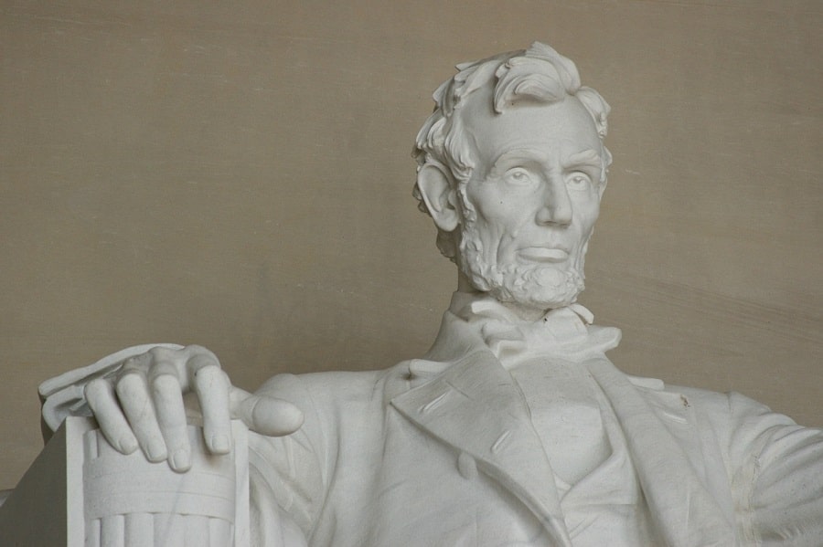 Abraham_Lincoln_great_leaders_history