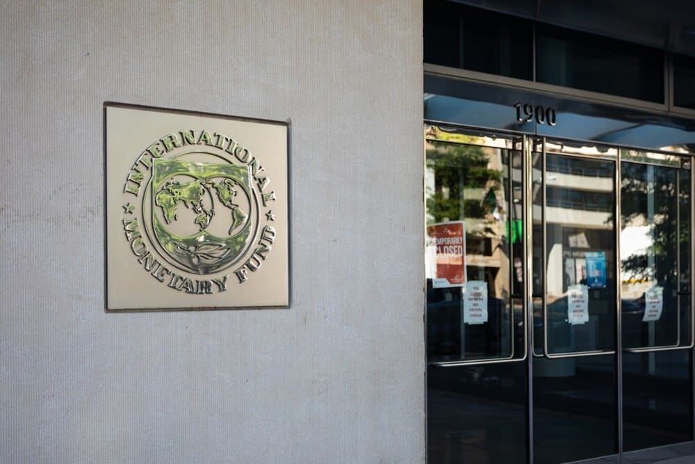 International Monetary Fund COVID Pandemic Report Economic Outlook