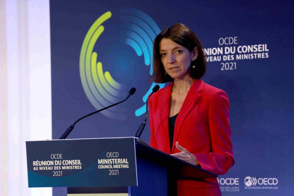 Omicron Laurence Boone