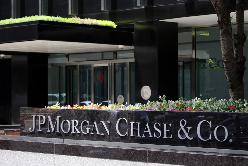 JP Morgan & Chase