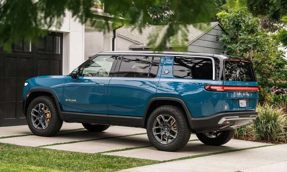 RIvian R1S camping