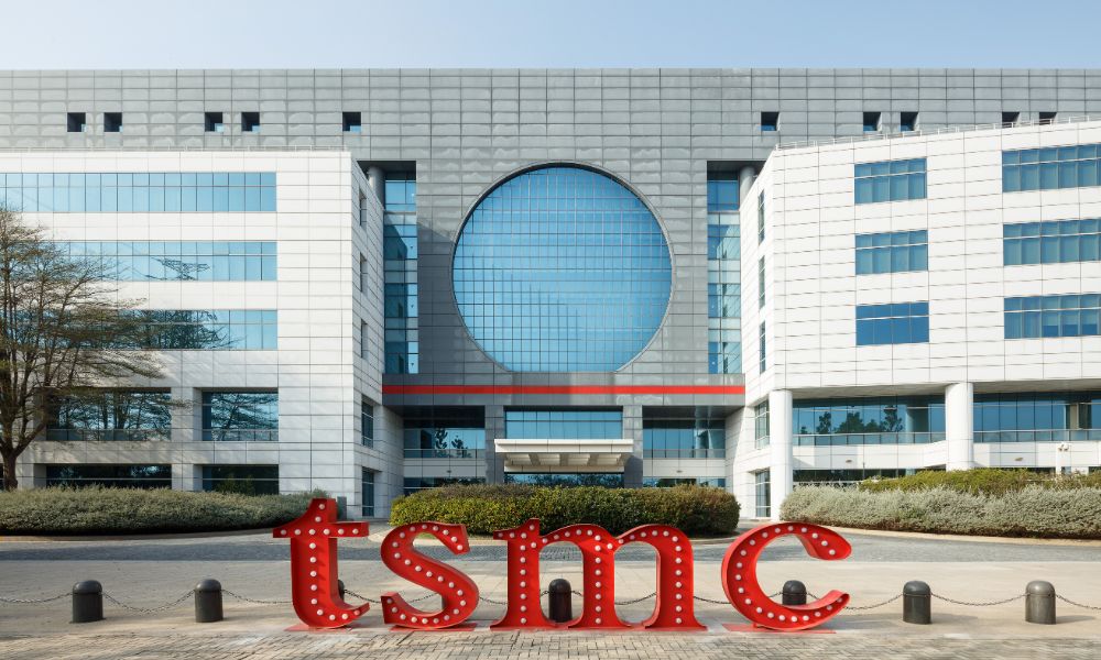 TSMC Outlook Cut Leads to More than 3% Stock Fall