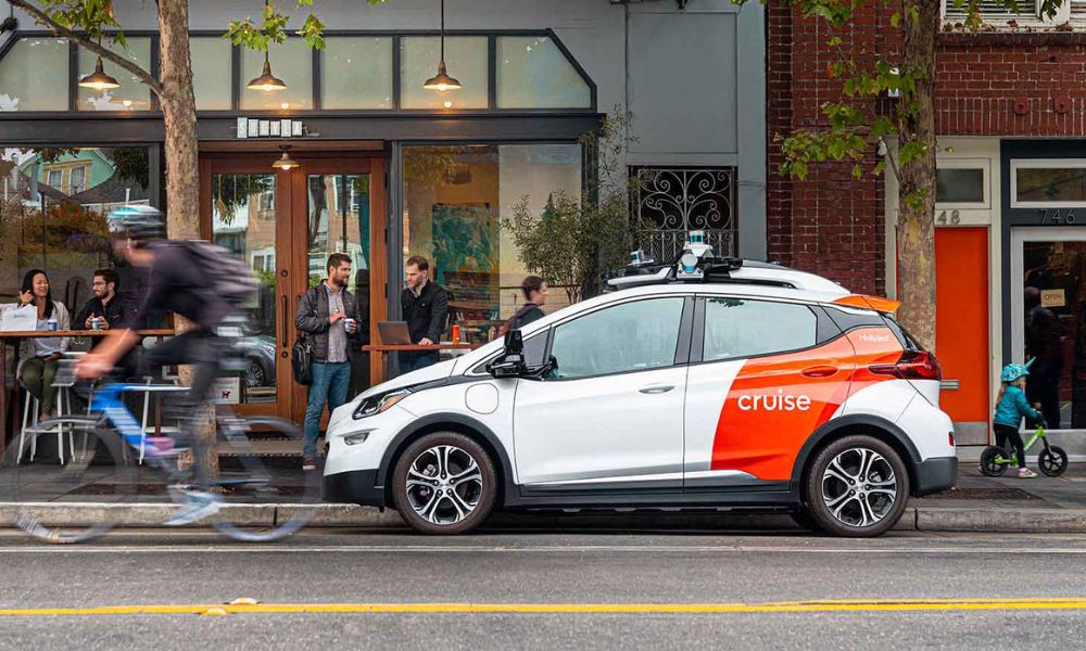 Cruise Robotaxi Hits San Francisco’s Firetruck