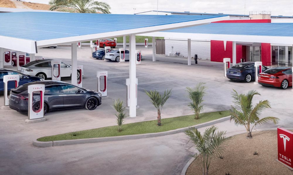 Tesla&rsquo;s Charging Standard Adopted by Toyota Electronic Cars