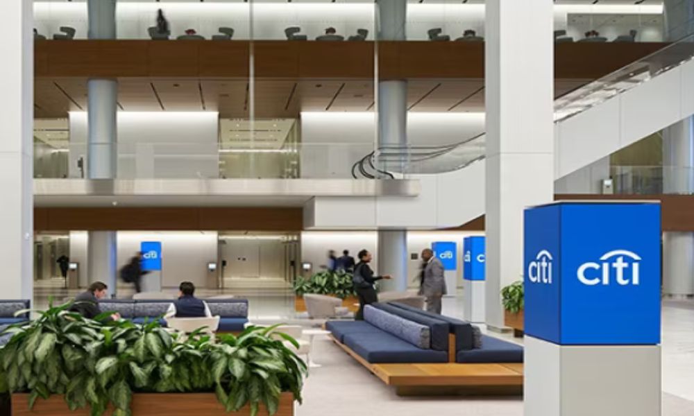 Citigroup Decides on Closure of Its Distressed Debt Unit