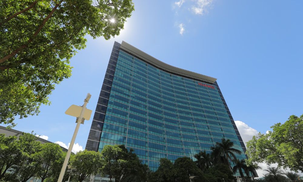 Huawei Forecasts Revenue Growth of About .5 Billion for 2023