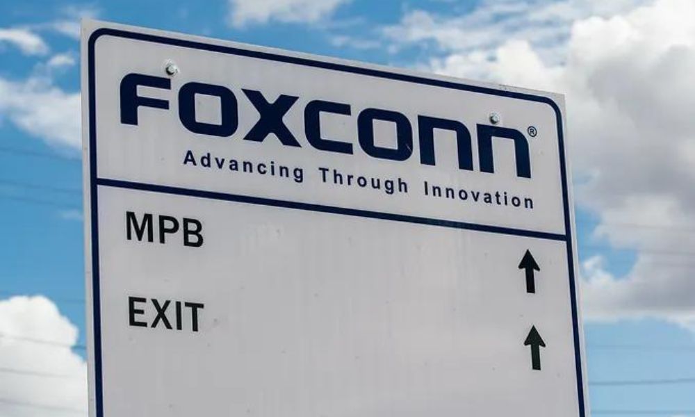 Foxconn Considers Rotating CEOs, to Enhance Management Structure