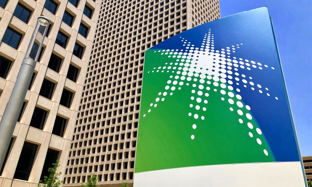Saudi Arabia Plans Aramco Share Sale of .5B for Diversification