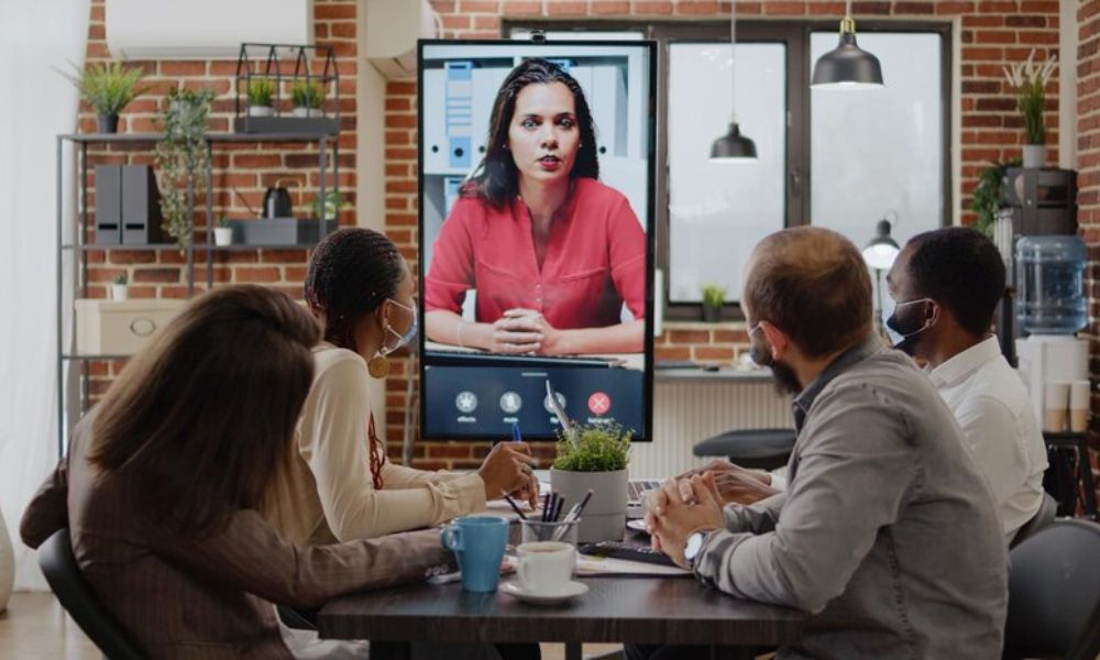 Effective Strategies for Adapting to Virtual Leadership