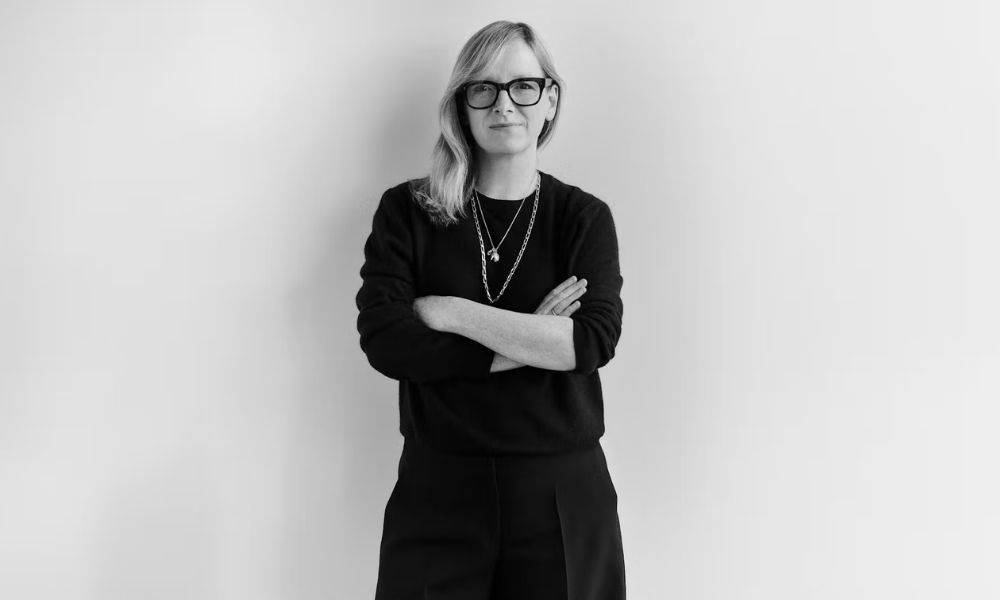 LVMH Appoints Sarah Burton as Creative Director of Givenchy, Marking a New Fashion Era