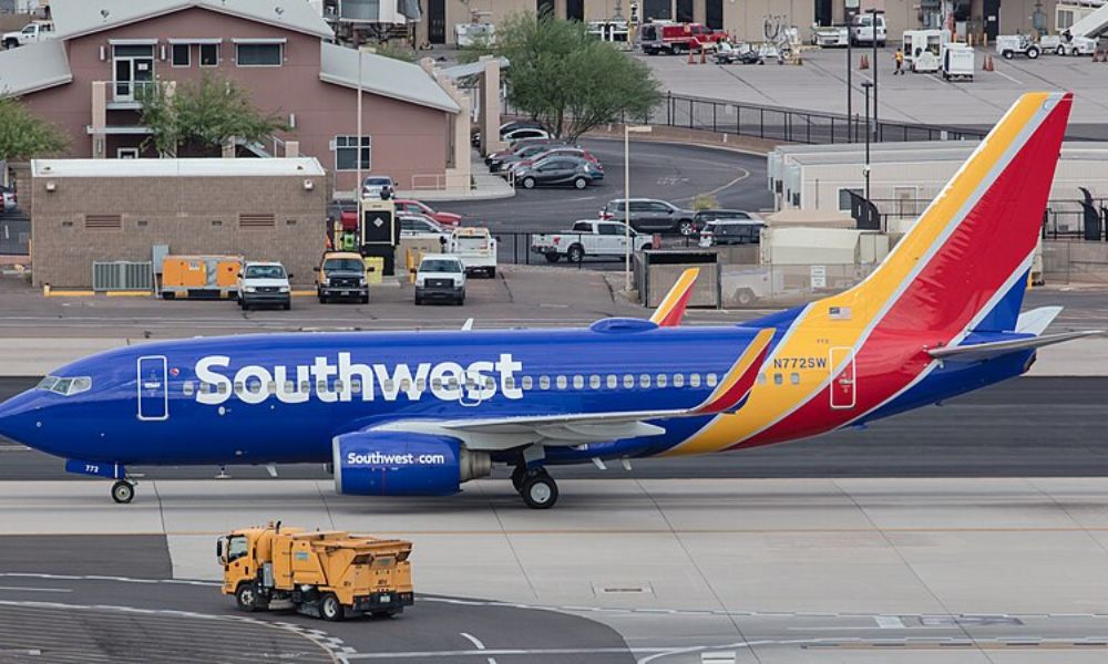 Southwest Airlines Boosts Q3 Forecast, Shares Soar on Growth Plans