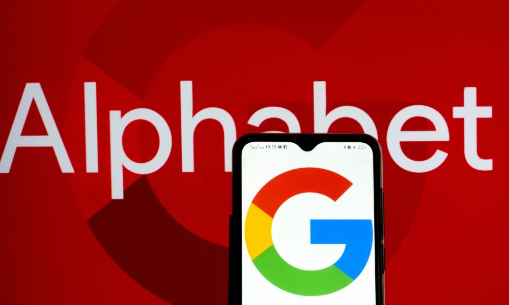 Alphabet Q3 Earnings Surge on Cloud and Ad Revenue, Stock up 6%