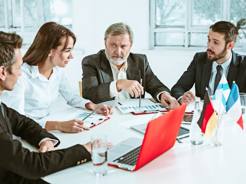 What Is Laissez Faire Leadership, Its Benefits, Challenges, and Famous Examples