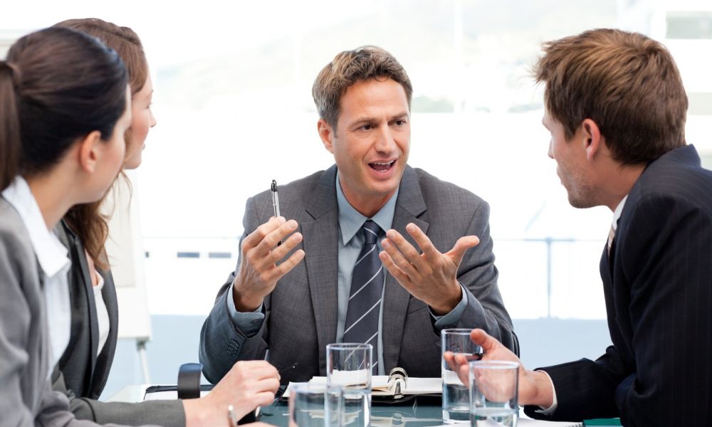 Importance of Effective Communication in Leadership, 6 Styles