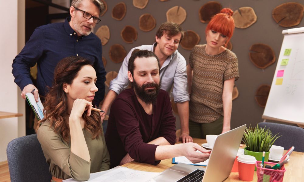 7 Proven Strategies to Build and Lead a High-Performing Team