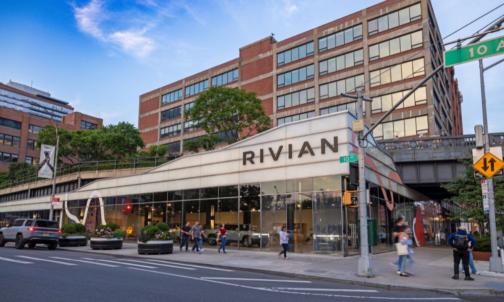 Rivian Q2 Earnings: $1.1B Loss, Scraps Profit Goal Amid EV Policy Headwinds
